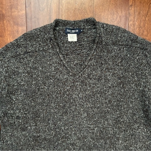 Vintage Men's French Connection Gray V-Neck Fisherman Wool Blend Sweater Size XL - Picture 3 of 14
